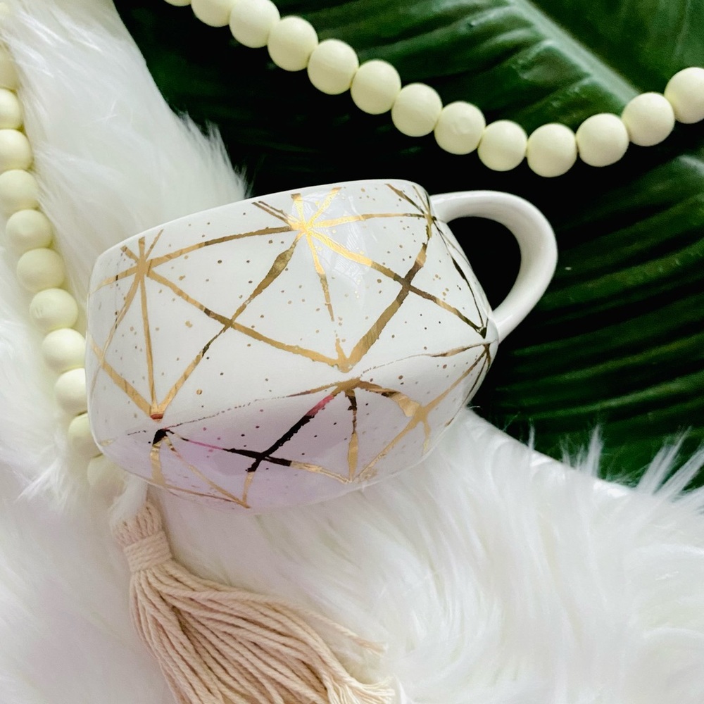 Anthropologie | RARE✨ Gold Foiled Geometric Design Pattern Mug